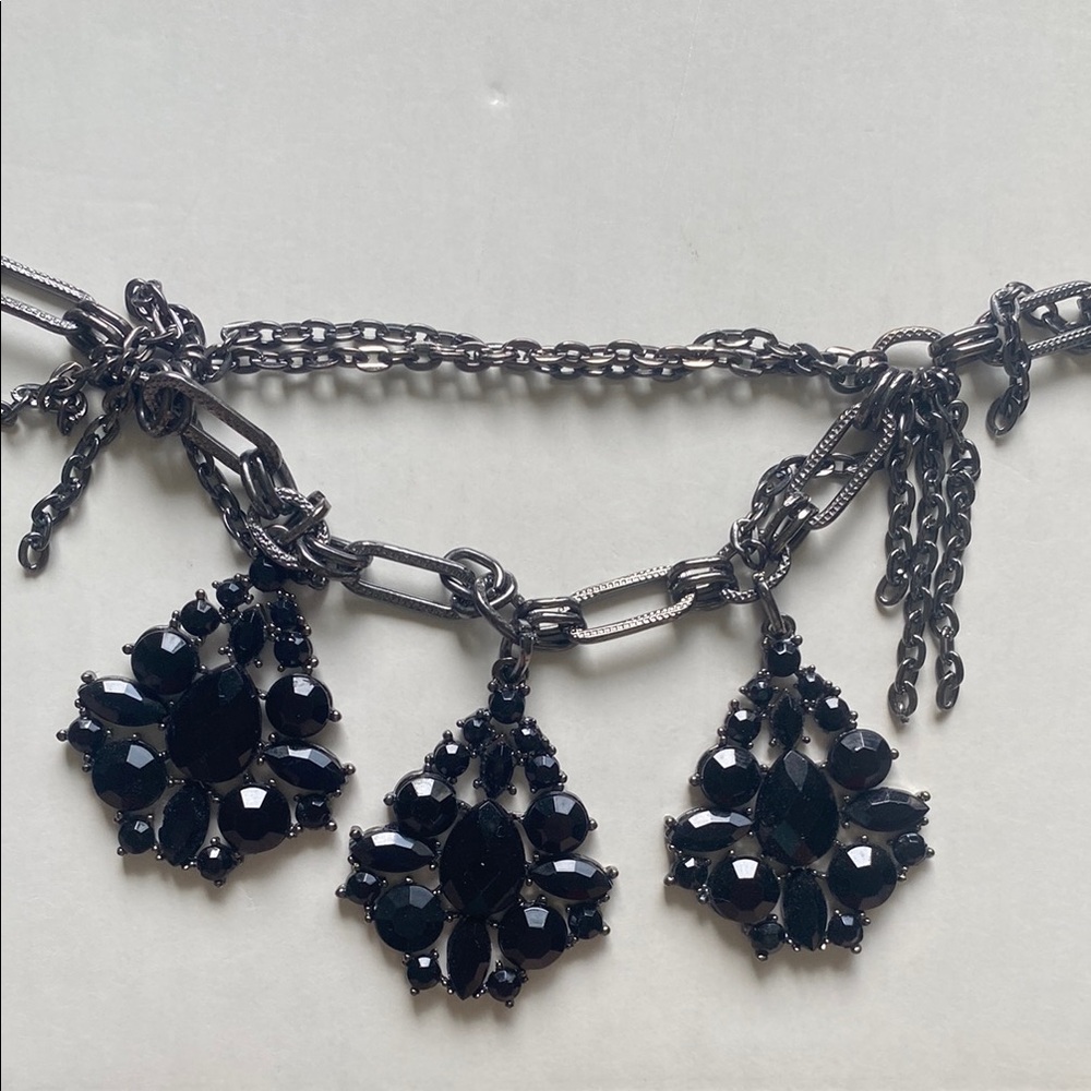 Elegant Black Statement Necklace